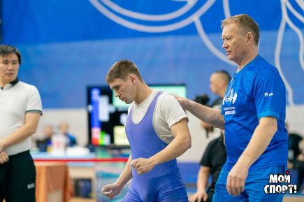 Александр Смирнов со своим воспитанником Константином Важениным