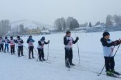 Старт большого пути: первые нормативы ГТО по лыжным гонкам в Солонешенском районе сдавали на стадионе «Ануй»