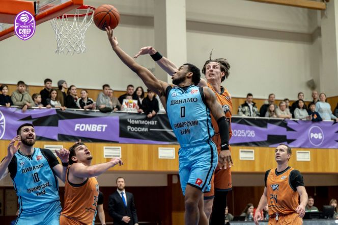 Фрагмент матча "ЧБК" (Челябинск) - "Динамо" (Приморский край)
