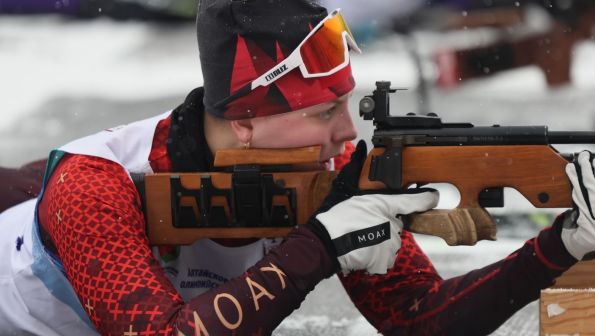 «Троицкое-2026». Биатлон. После спринта команды Бийского и Алтайского районов сохранили первую и вторую позиции, на третью вышел Шипуновский район (фото)