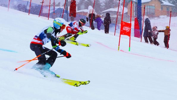 К Олимпу - параллельными курсами. Лучшие горнолыжники Сибири оценили трассу ГЛК «Авальман» в краевой столице