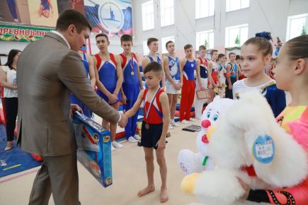 Фотокорреспондент "Комсомольской правды" Олег Укладов поделился с "АС" фотографиями с XI турнира на призы Сергея Хорохордина. 