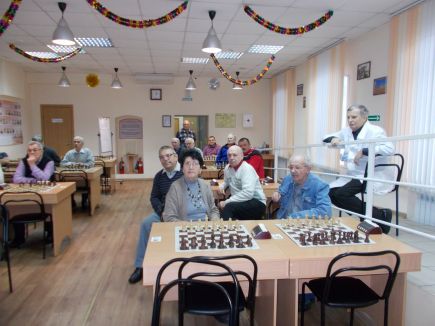 В краевом шахматном клубе состоялся финальный блиц-турнир среди ветеранов.