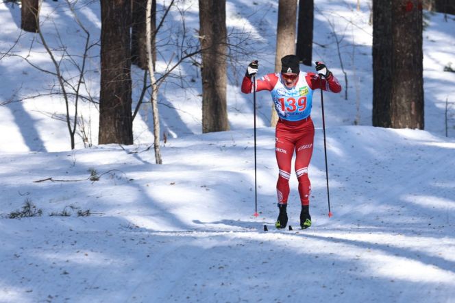 На лыжне Роман Дергунов. Фото: "Алтайский спорт"