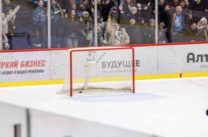 Фото: ХК "Динамо-Алтай" 