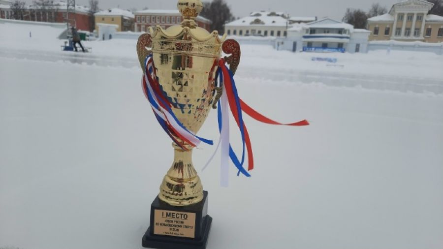 Стадион в Кирове. Фото: Союз конькобежцев России 