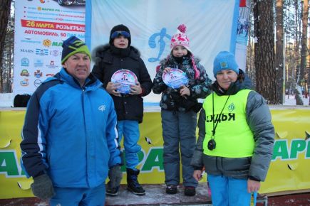 В Барнауле состоялись открытые краевые соревнования "Динамовская лыжня".