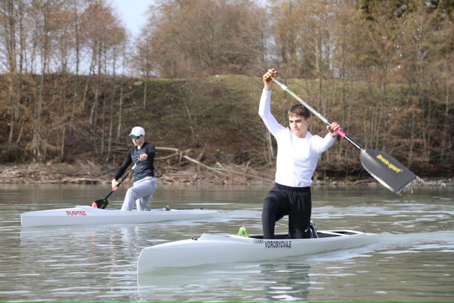 Впервые в Абхазии. Гребцы Алтайского края проводят учебно-тренировочные сборы на легендарной базе «Речх» (видео)