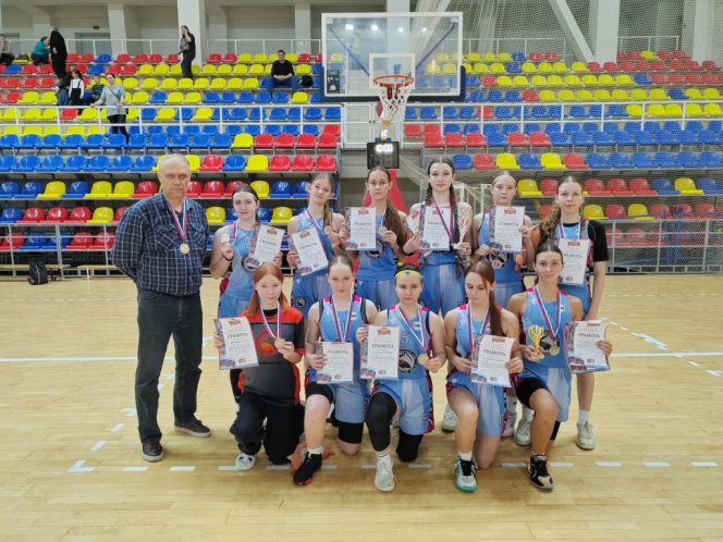 Команда девушек БК "Смоленские лисы" (U17) завоевала путевку на финал Восточной баскетбольной детской лиги