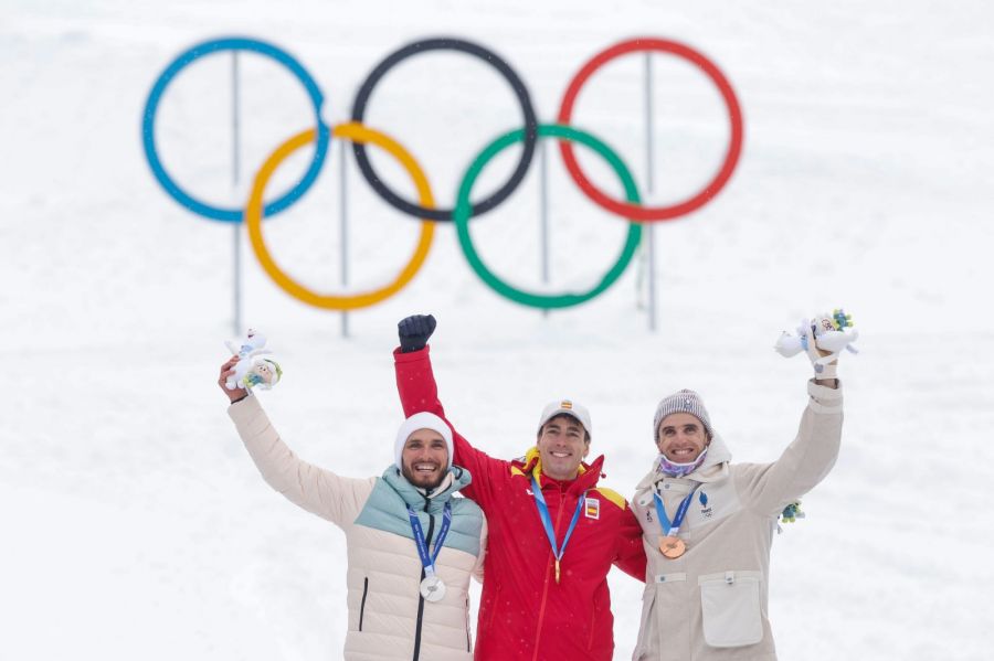 Призеры Олимпийских игр в Милане в соревнованиях по ски-альпинизму. Фото: GettyImages