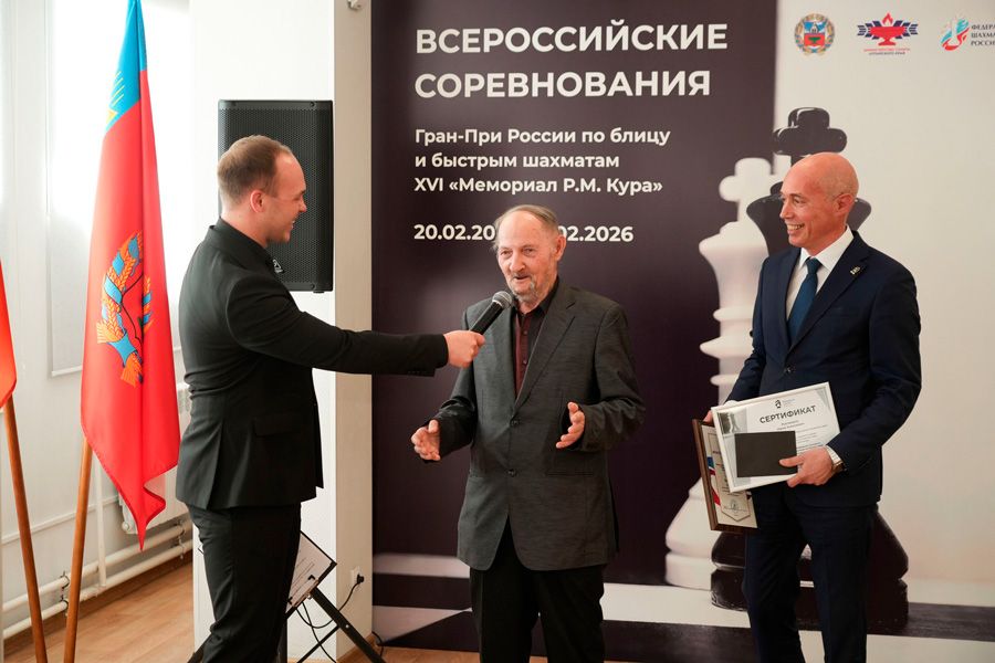 Юрий Разговоров признался, что с годами его любовь к шахматам стала только крепче
