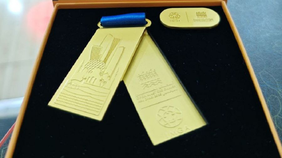 В ОАЭ вручали медали с интересным дизайном. Фото из архива Владимира Пахомова