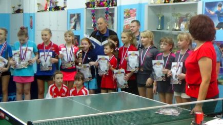 Сборная бийской ДЮСШ № 2 – победитель первенства Алтайского края среди юношей и девушек 2006 года рождения и моложе.