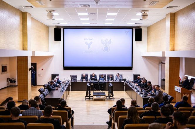 Главный тренер сборной России в Барнауле? В РФС обсудили вопросы по продвижению молодёжного футбола