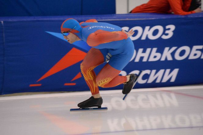 Виктор Муштаков на дистанции 1000 метров. Фото: Конькобежный центр "Коломна"