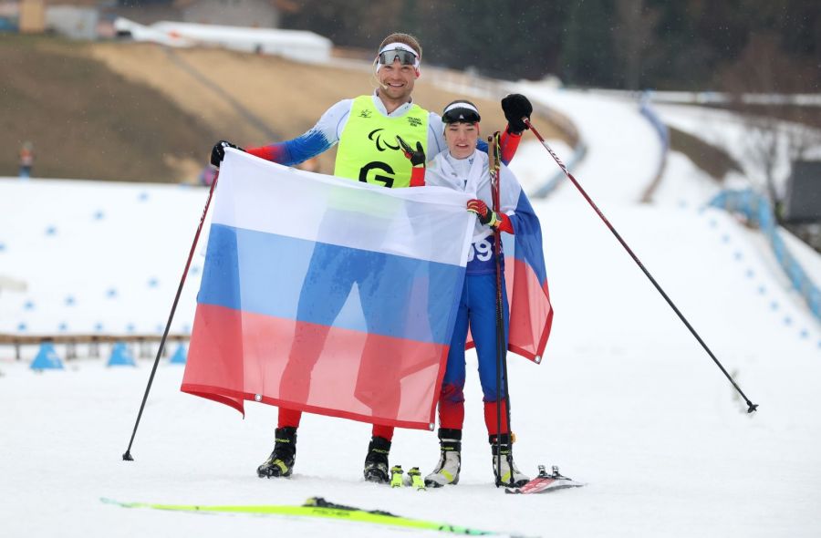 Анастасия Багиян со спортсменом-ведущим Сергеем Синякиным. Фото: ОКР