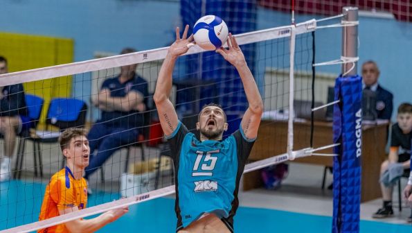 Волейболисты «Университета» в повторной встрече на тай-брейке уступили «Динской-РЦСП» из Краснодарского края – 2:3