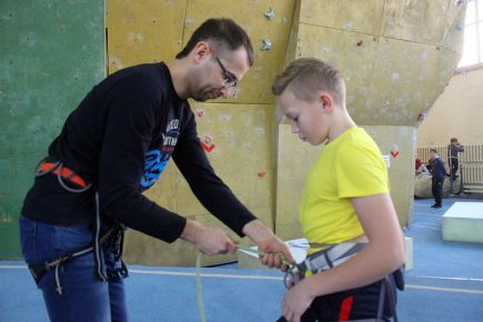 Алтайские скалолазы завоевали пять наград на домашнем первенстве СФО.