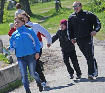 В Барнауле и Рубцовске состоялись Всероссийские массовые соревнования по спортивному ориентированию «Российский азимут 2012» (фото).