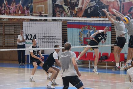 «Университет» выиграл все товарищеские матчи с «Павлодаром». 