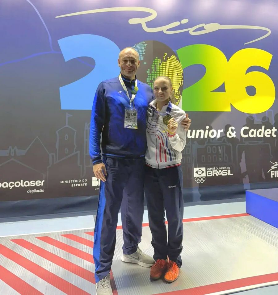 Саблистка Мария Третьякова - победительница юниорского первенства мира в Бразилии в составе сборной России!