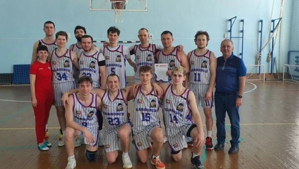 Первые финалисты летней олимпиады сельских спортсменов «Благовещенка-2026» определились в мужском баскетболе