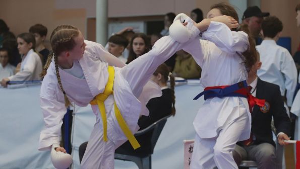 В краевой столице прошли чемпионат и первенство Сибири по восточному боевому единоборству в дисциплине сётокан (фото+видео)