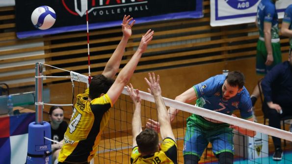 В повторном матче «Университет» уступил «Югре-Самотлору» из Нижневартовска – 0:3