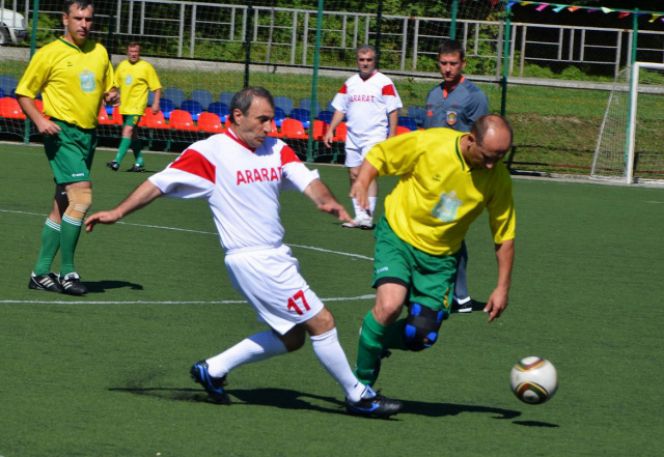 26-27 мая. Барнаул. СДЮШОР А. Смертина. Финальный турнир Кубка Алтайского края по мини-футболу среди ветеранов 40 лет и старше.