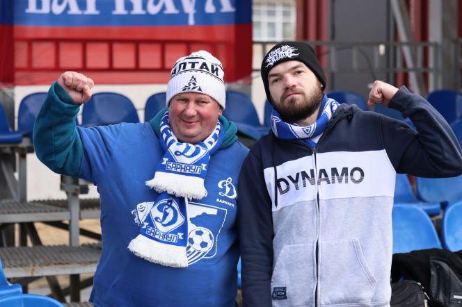 23 апреля. Барнаул. Стадион "Полимер". Третья лига Сибирь - "Золото". "Динамо-Барнаул-2" - "Чита"