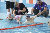 Спорт без поблажек. Как в Барнауле прошёл турнир пловцов с синдромом Дауна "Солнечный Алтай" (фото)