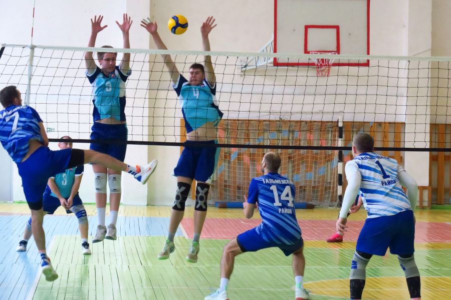 Волейбольный отборочный турнир в Озёрках. Фото: Андрей Бобров.