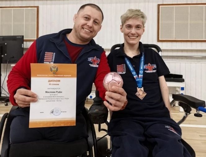  Руфа Маслова с наставником Александром Аксёновым. Фото предоставлены участниками соревнований