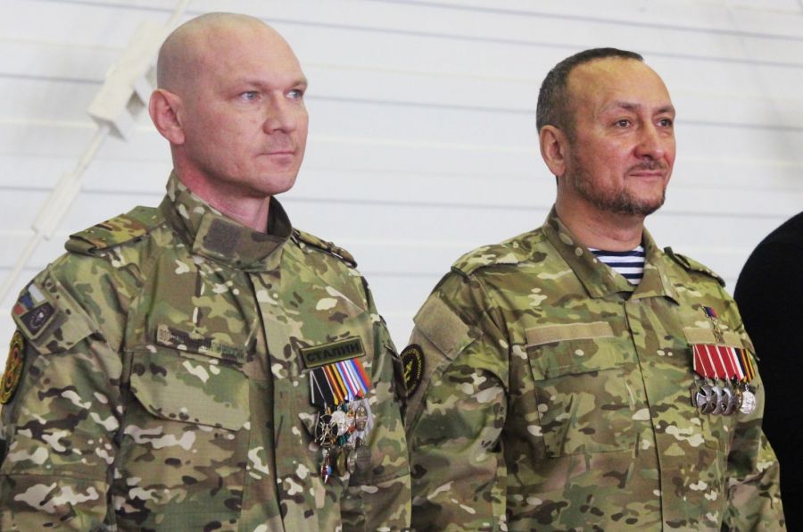 Александр Сарыгин (слева) и Евгений Смирнов.  Фото: Виталий Дворянкин/"Алтайский спорт" 