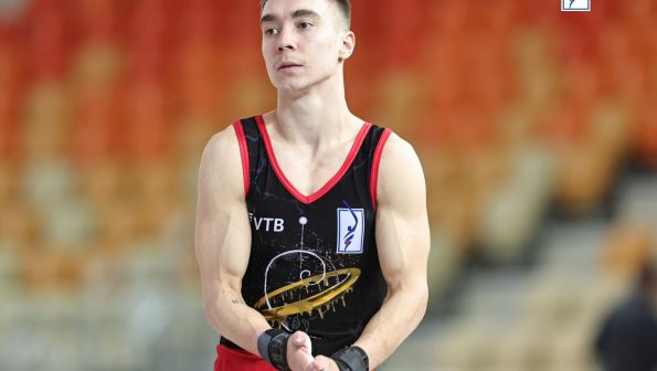 Алтайский гимнаст Сергей Найдин на Кубке России завоевал серебро на перекладине