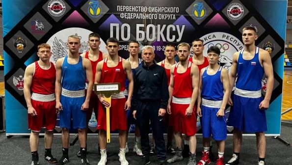 На юниорском первенстве Сибири (U22) в Кызыле боксеры Алтайского края девять раз поднимались на пьедестал 