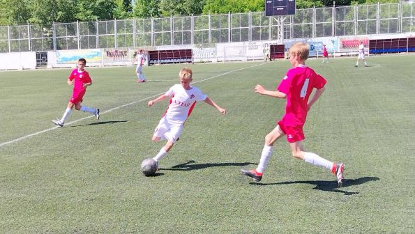 В Барнауле прошли краевые соревнования по футболу 46-й Спартакиады спортивных школ Алтайского края