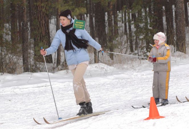 27 марта. Барнаул. Л/б «Динамо». Массовое катание на лыжах, закрытие сезона на «Лыжне здоровья».