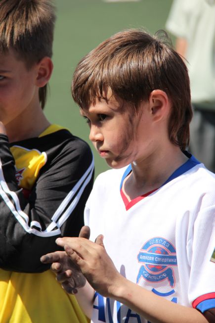 В День защиты детей команда СДЮШОР Алексея Смертина «Алтай-2003» выиграла Кубок Бориса Брыкина (фото).