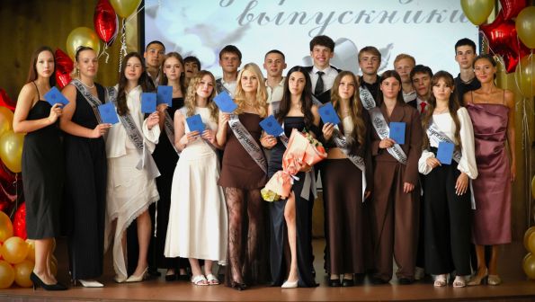 В добрый час! В Алтайском училище олимпийского резерва состоялось торжественное вручение дипломов и аттестатов (фото)