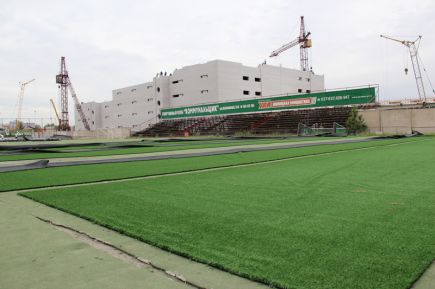  Девчонкам на радость