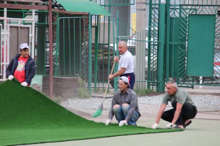  Девчонкам на радость