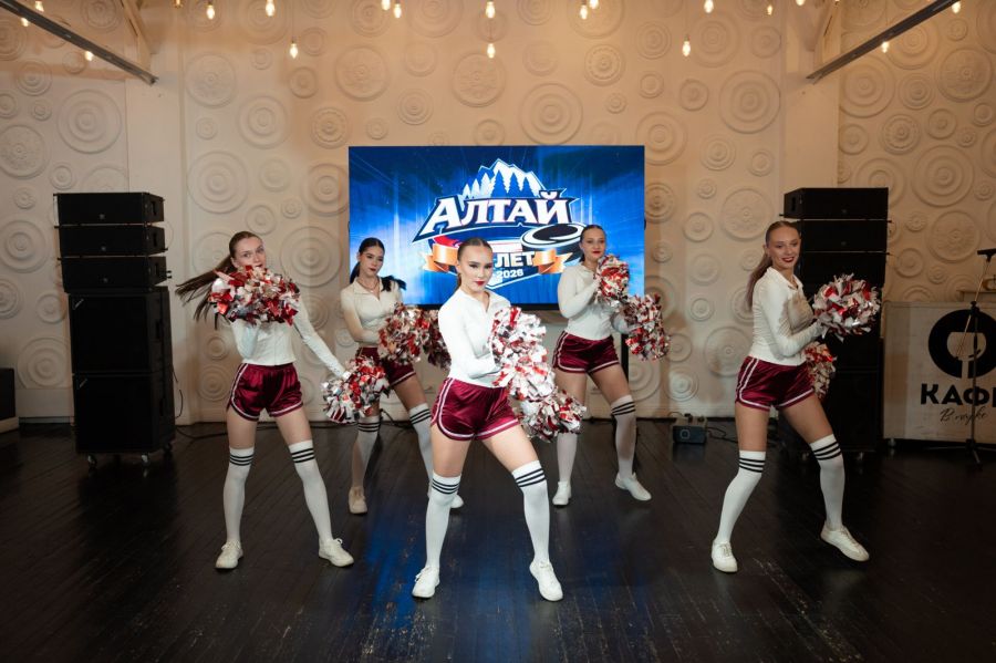 Фото предоставлено СШ по хоккею "Алтай"