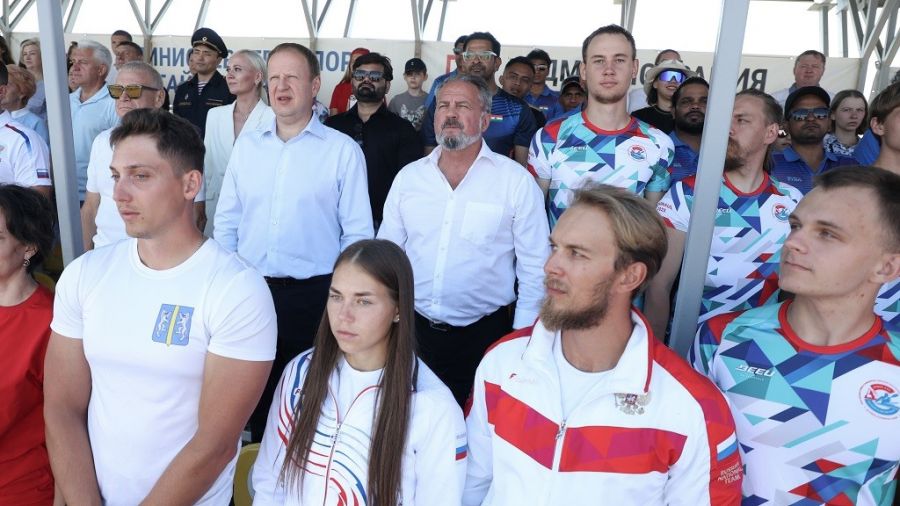 Губернатор Алтайского края Виктор Томенко и министр спорта региона Михаил Панфилов. Фото: Олег Богданов