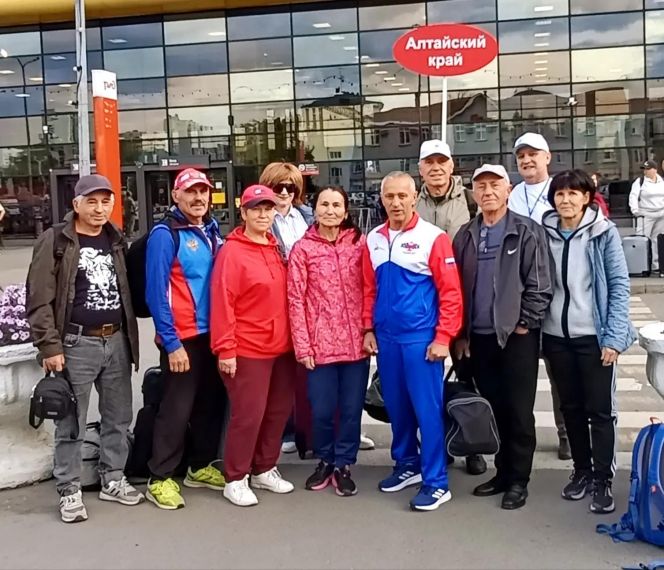 Спортивная делегация Алтайского края. Фото предоставлено участником соревнований Александром Зеленецким