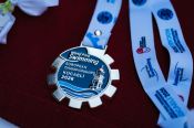 Сборная России впервые выиграла медальный зачёт паралимпийского чемпионата Европы по плаванию. Бийчане Роман Жданов и Егор Ефросинин завоевали четыре награды