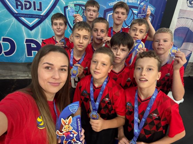 Волейболисты «Зари Алтая» - победители традиционного турнира «Nova cup»