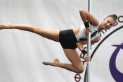 Вертикальный вызов: в Барнауле состоялся Кубок края по пилонному спорту