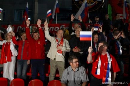 Аншлаг на футболе