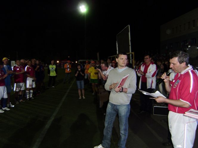 Третий матч сборной России собрал в барнаульской "фанзоне" более трёх с половиной тысяч болельщиков.